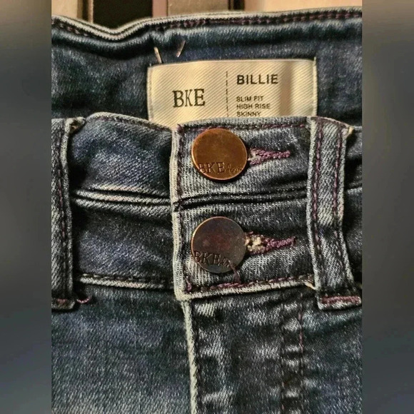 BKE Skinny Jeans Size 25 x 31 1/2‎ - Picture 3 of 4